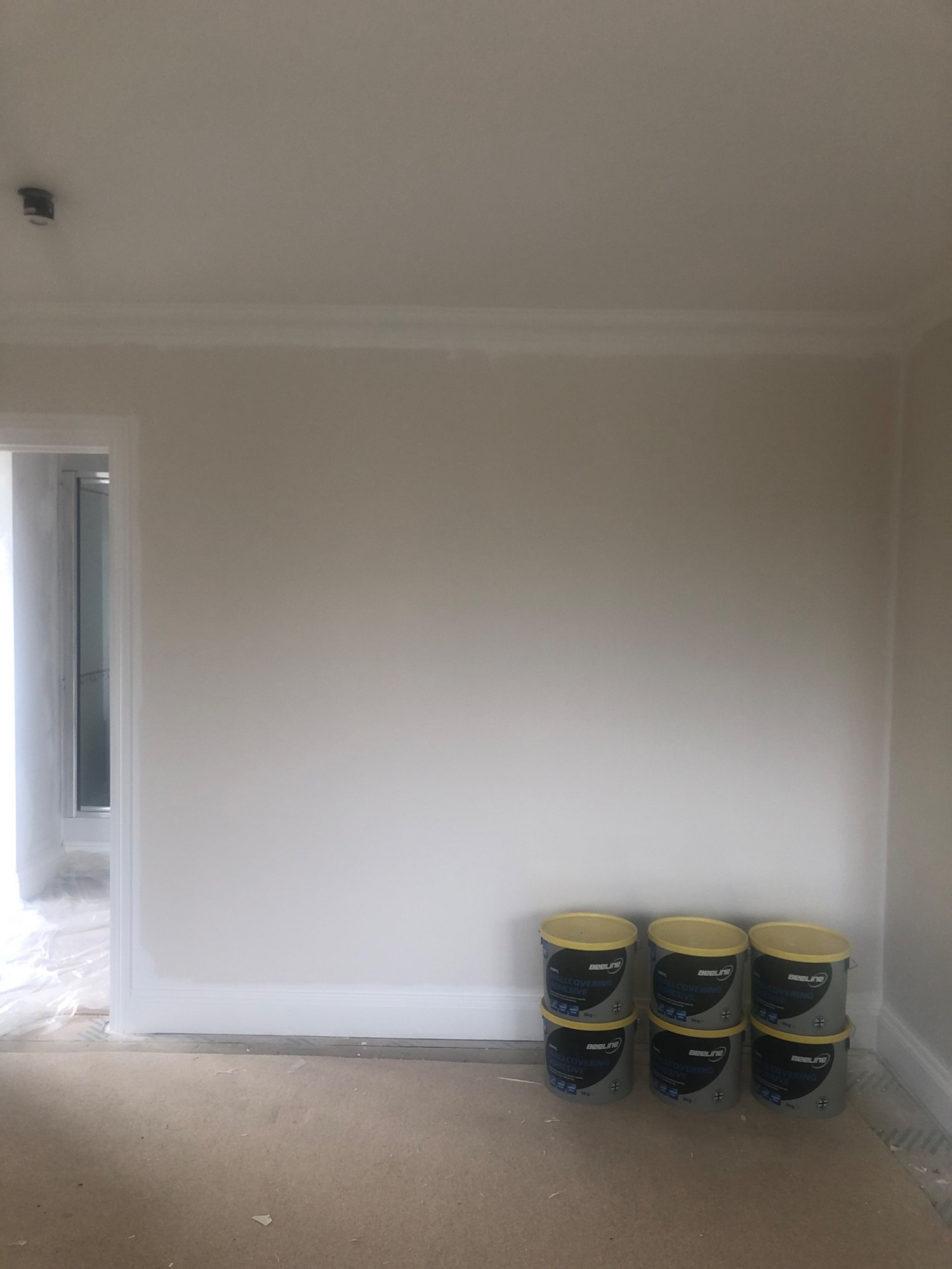 Plastering and skimming